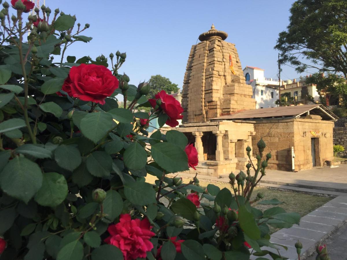 Katyuri Kings Divine Stay- Babaji'S Cave Dwarahat Экстерьер фото