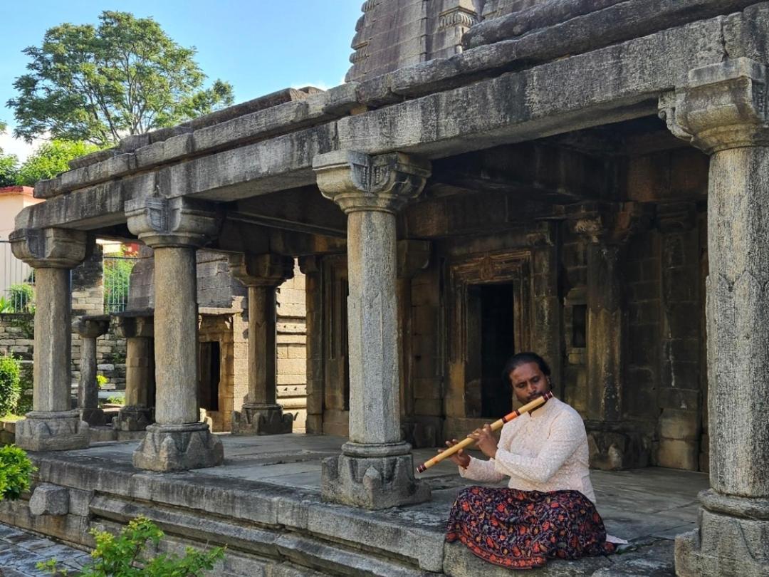 Katyuri Kings Divine Stay- Babaji'S Cave Dwarahat Экстерьер фото