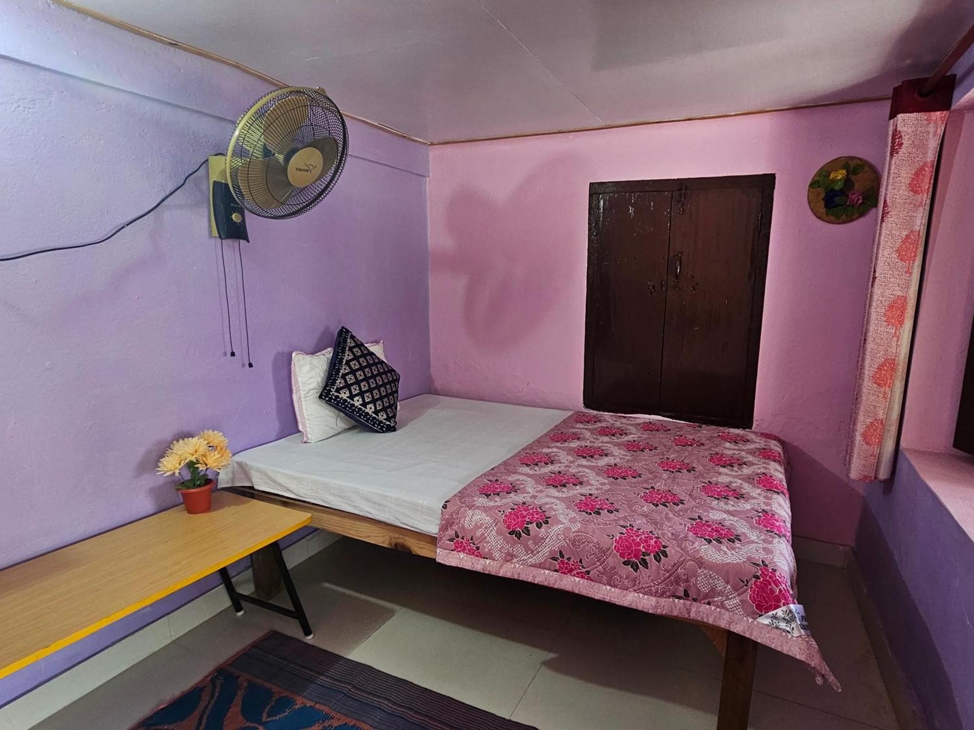 Katyuri Kings Divine Stay- Babaji'S Cave Dwarahat Номер фото